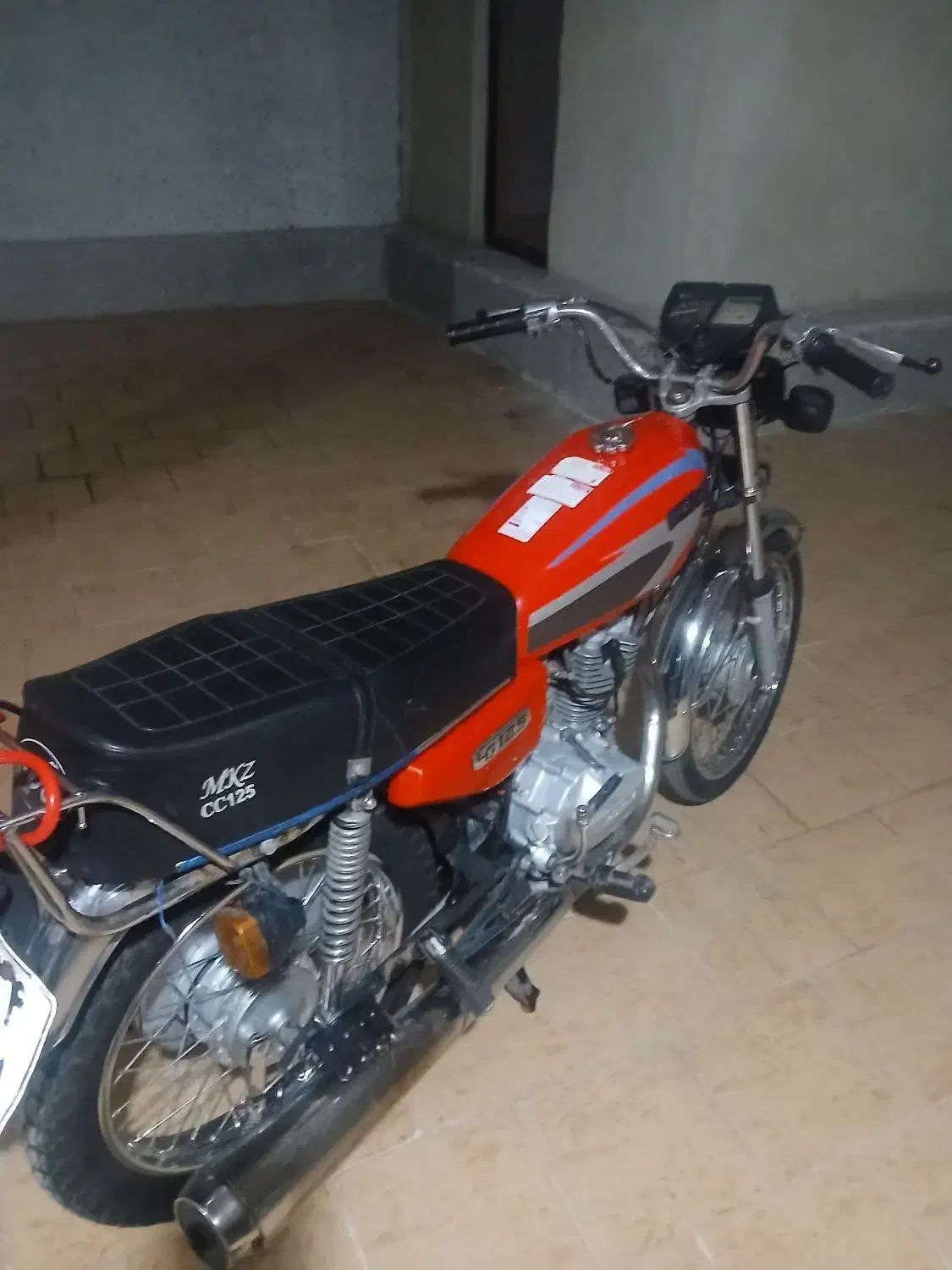 موتور سالم سالم بدون روغن سوزی مدل۸۹|موتورسیکلت|کاشان, شهرک خاتم الانبیا (مسکن ملی کاشان)|دیوار