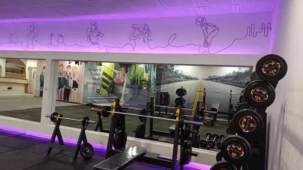 چندنفرخانم مربی باشگاه،منشی،فروشنده،کارآموزبدنسازی|استخدام آموزشی|زاهدان, |دیوار