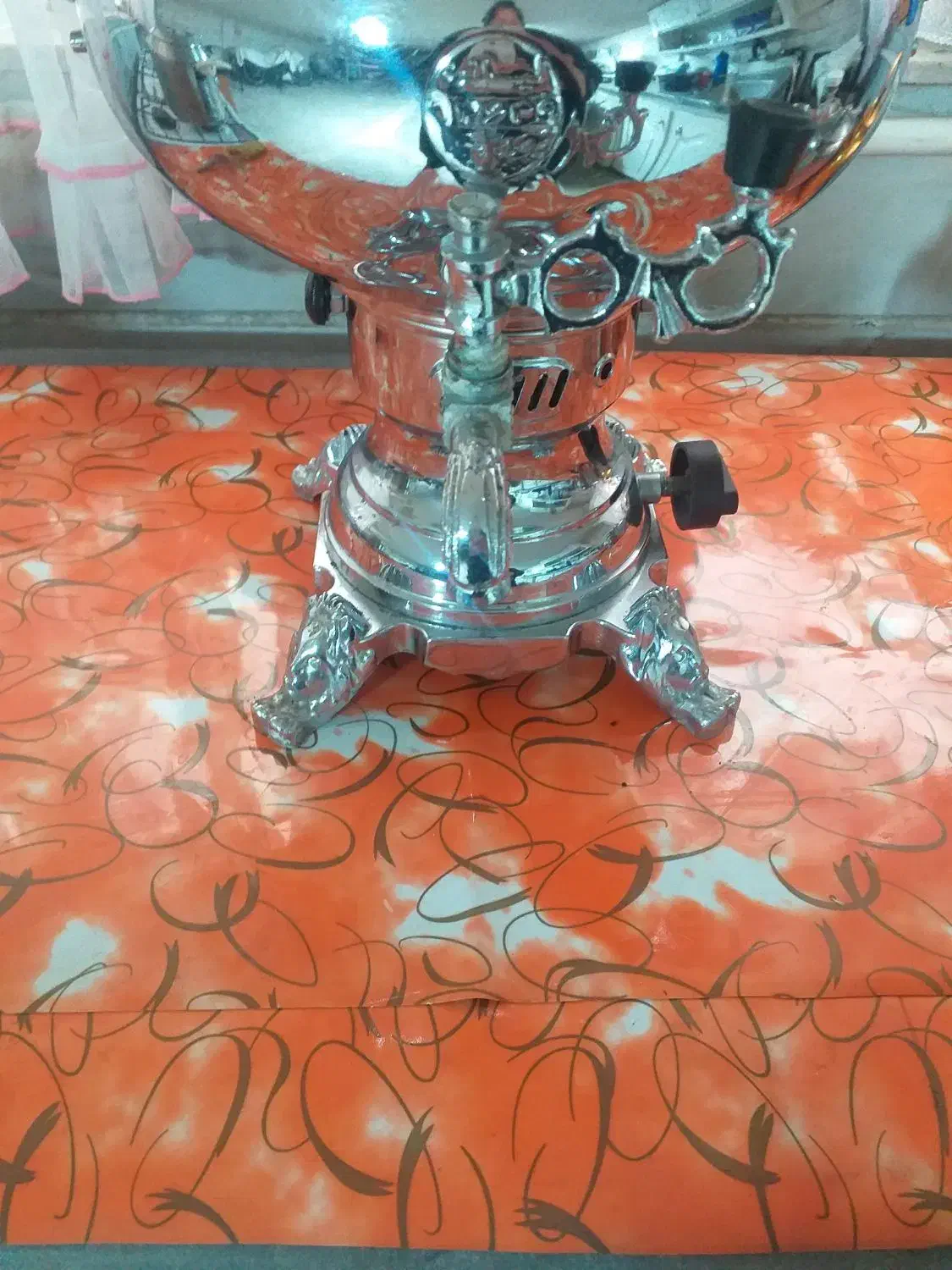 سماور گازی ۵ لیتری سالم در حد نو|سماور، چای‌ساز، قهوه‌ساز|قزوین, |دیوار