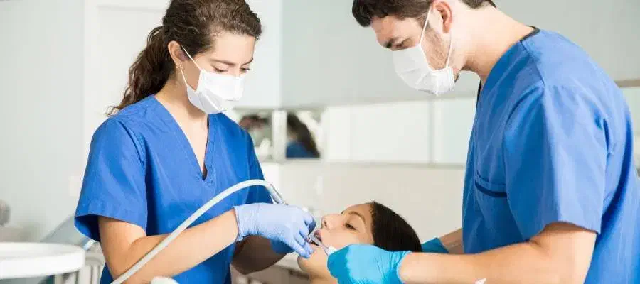 دستیار دندانپزشکی خانم|استخدام درمانی، زیبایی، بهداشتی|اردبیل, |دیوار