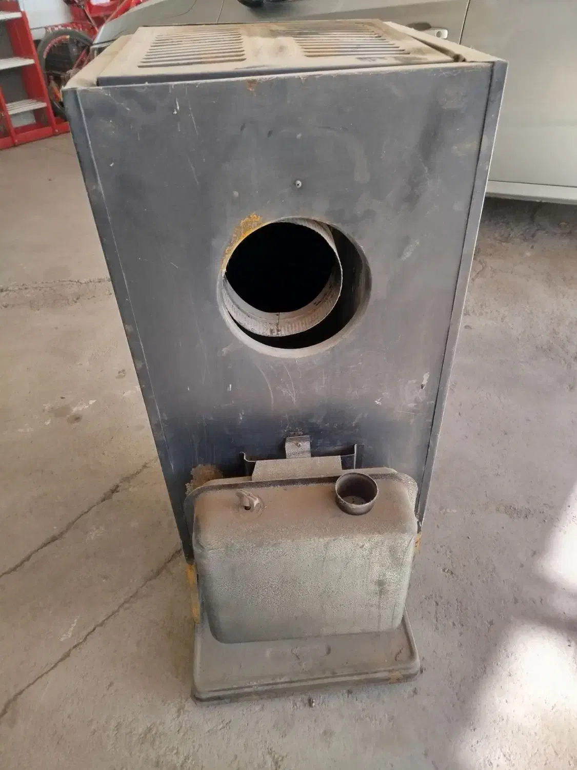 بخاری نفتی سالم و بزرگ|بخاری، هیتر، شومینه|قزوین, |دیوار