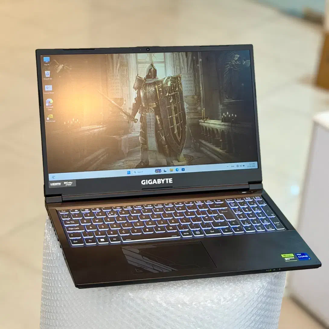 لپتاپ گیمینگ Gigabyte MF5 رم 16 گرافیک RTX4050|رایانه همراه|شیراز, ملاصدرا|دیوار