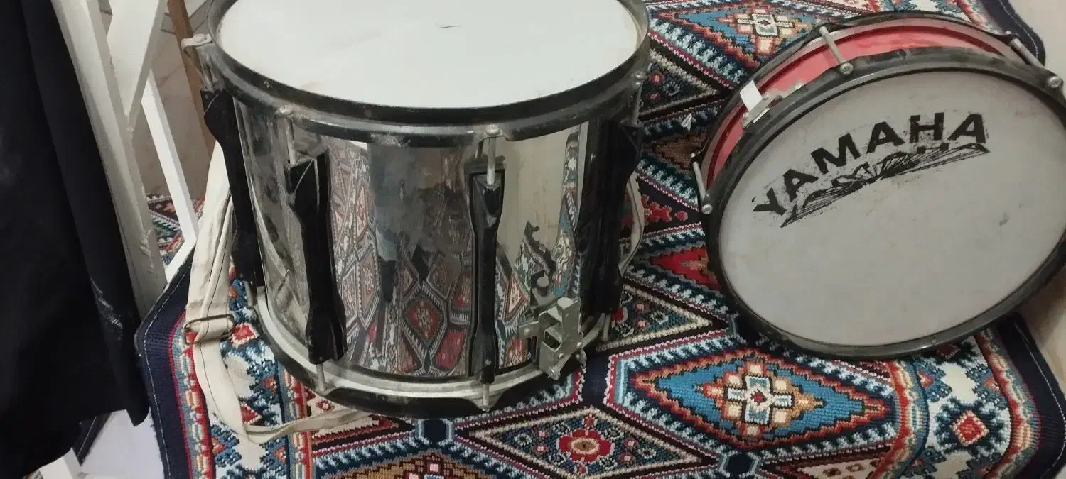 طبل دوقلو|درام و پرکاشن|قرچک, زیبا شهر|دیوار