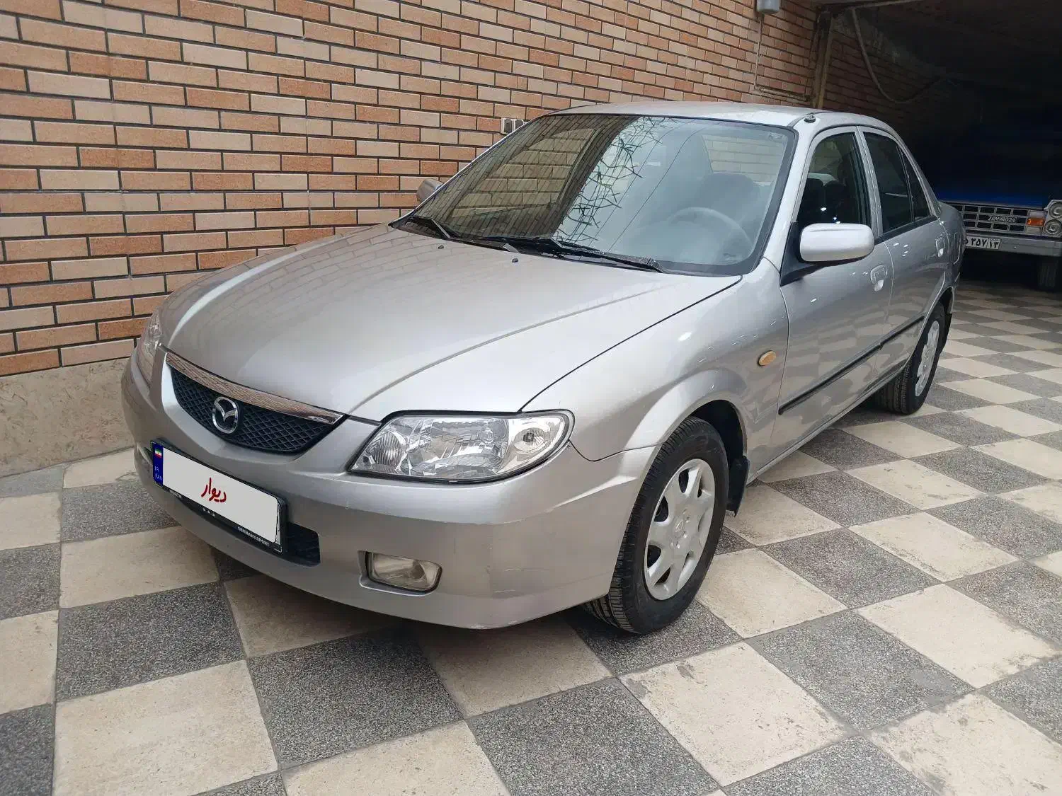 مزدا323تیپ2چند لکه رنگ|خودرو سواری و وانت|اصفهان, لیمجیر|دیوار