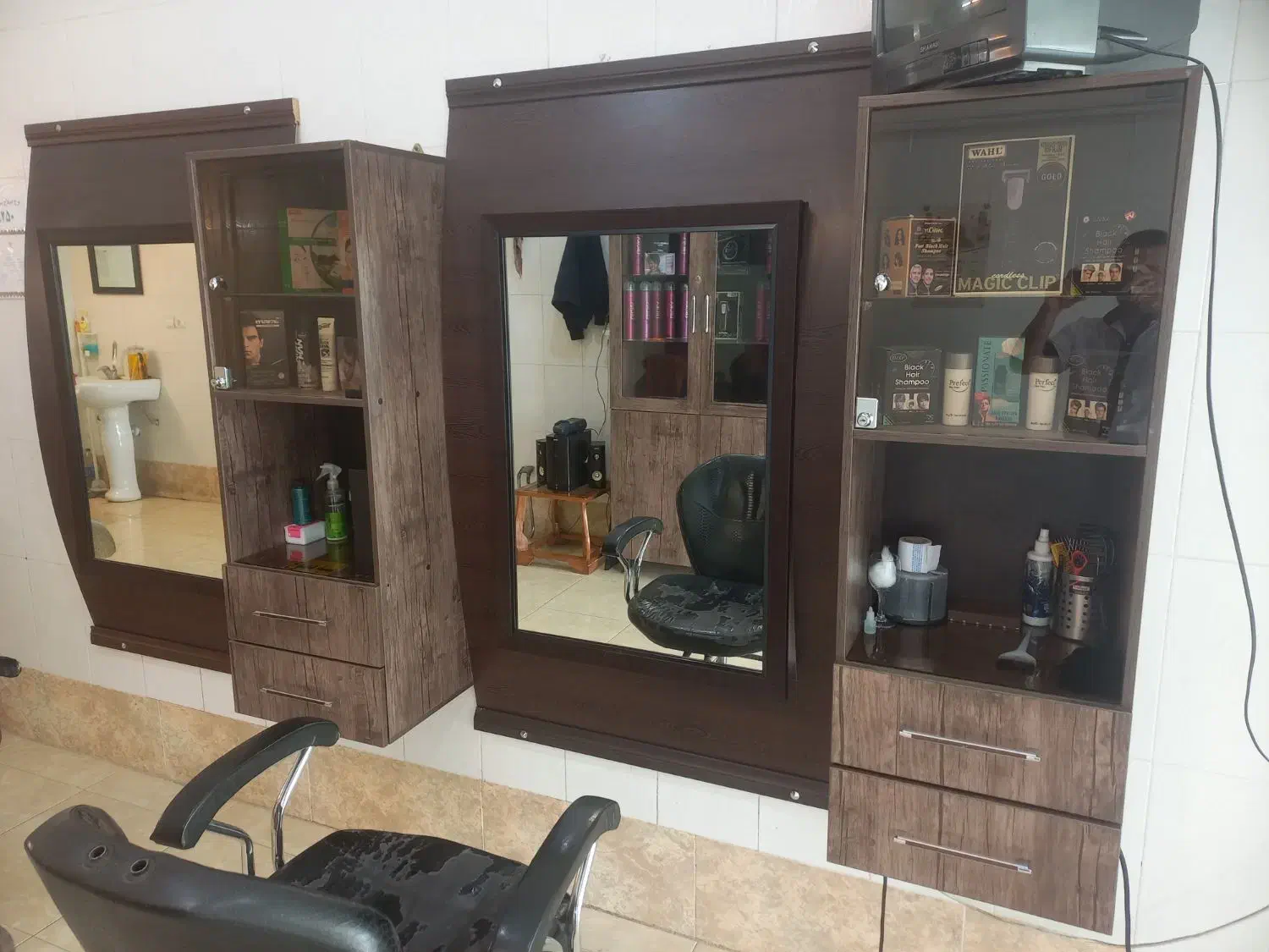 دکور تمام ام دی اف آرایشگاه مردانه|آرایشگاه و سالنهای زیبایی|زرقان, |دیوار