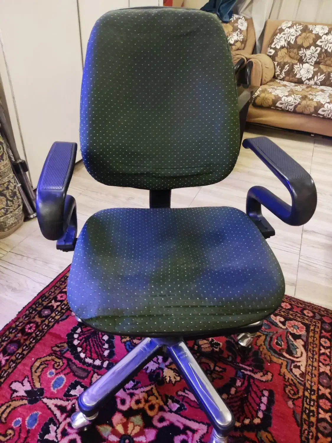 صندلی کامپیوتر رایانه صنعت|میز تحریر و کامپیوتر|تهران, سبلان (لشگر)|دیوار