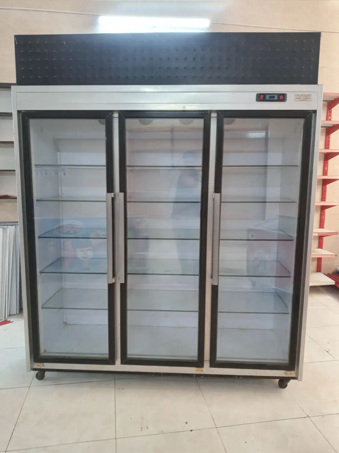 یخچال|فروشگاه و مغازه|پرند, فاز ۶|دیوار