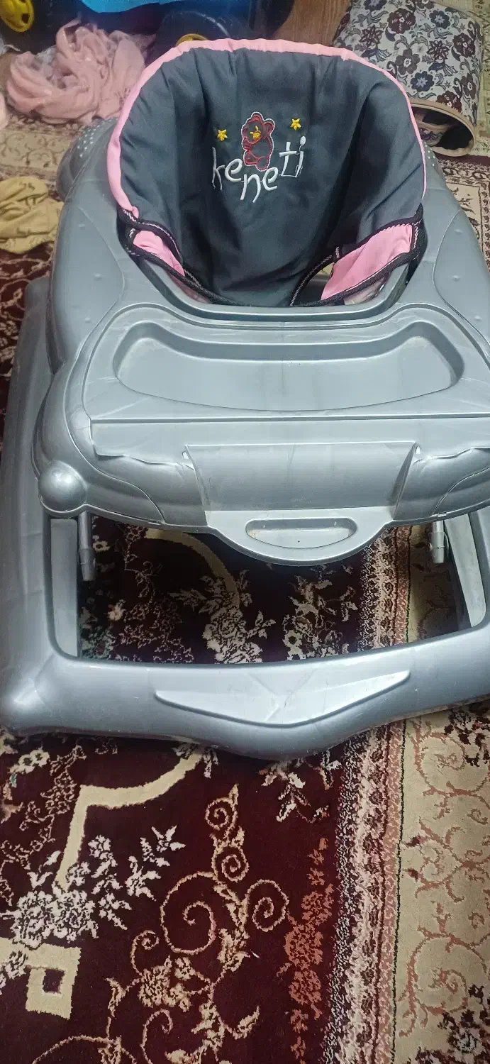 روروک سالم و تمیز|کالسکه و لوازم جانبی|قم, سراجه (۱۵ خرداد)|دیوار