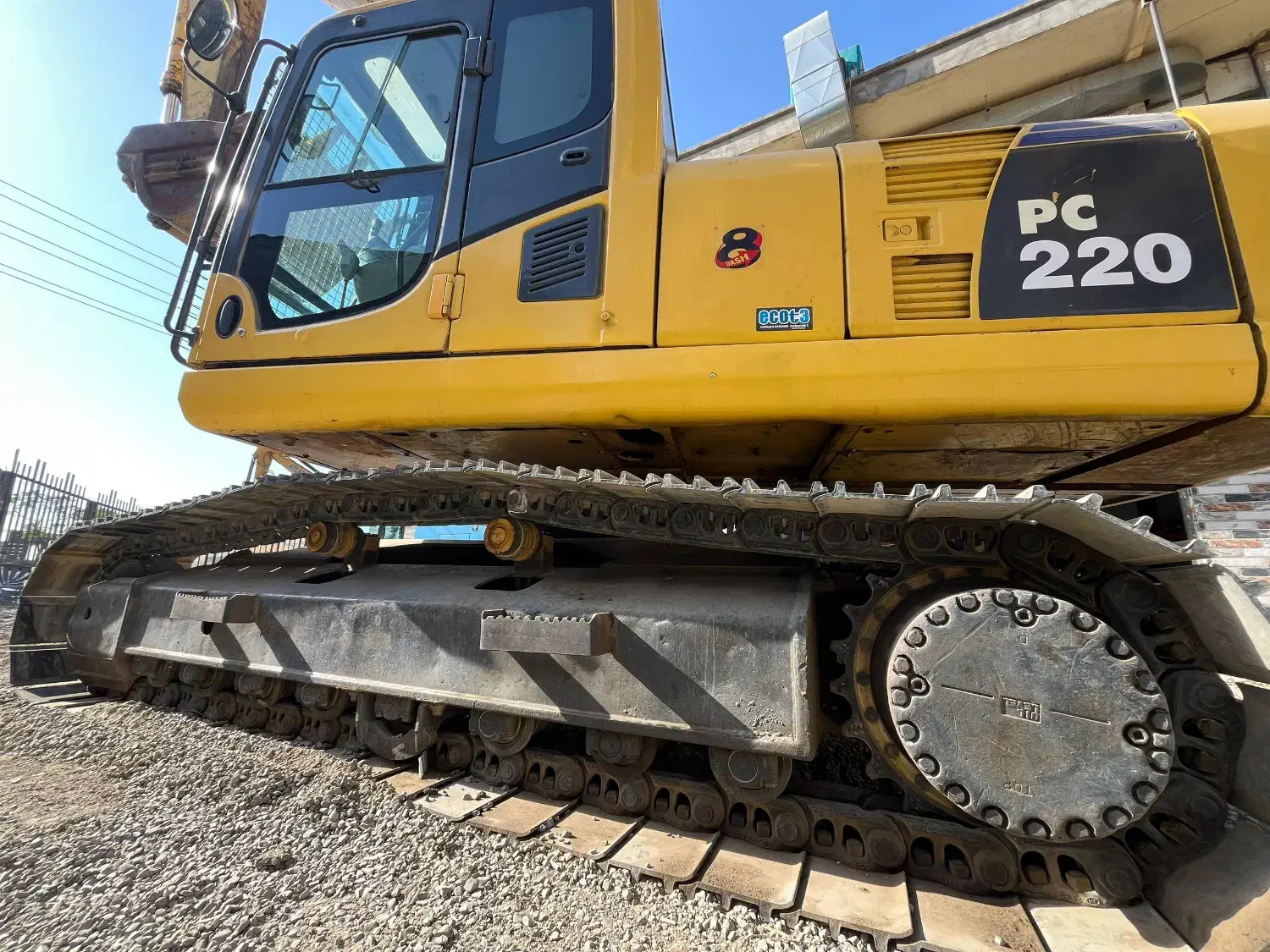 بیل میکانیکی pc 220/8|خودرو سنگین|اسلامشهر, بهرام آباد|دیوار