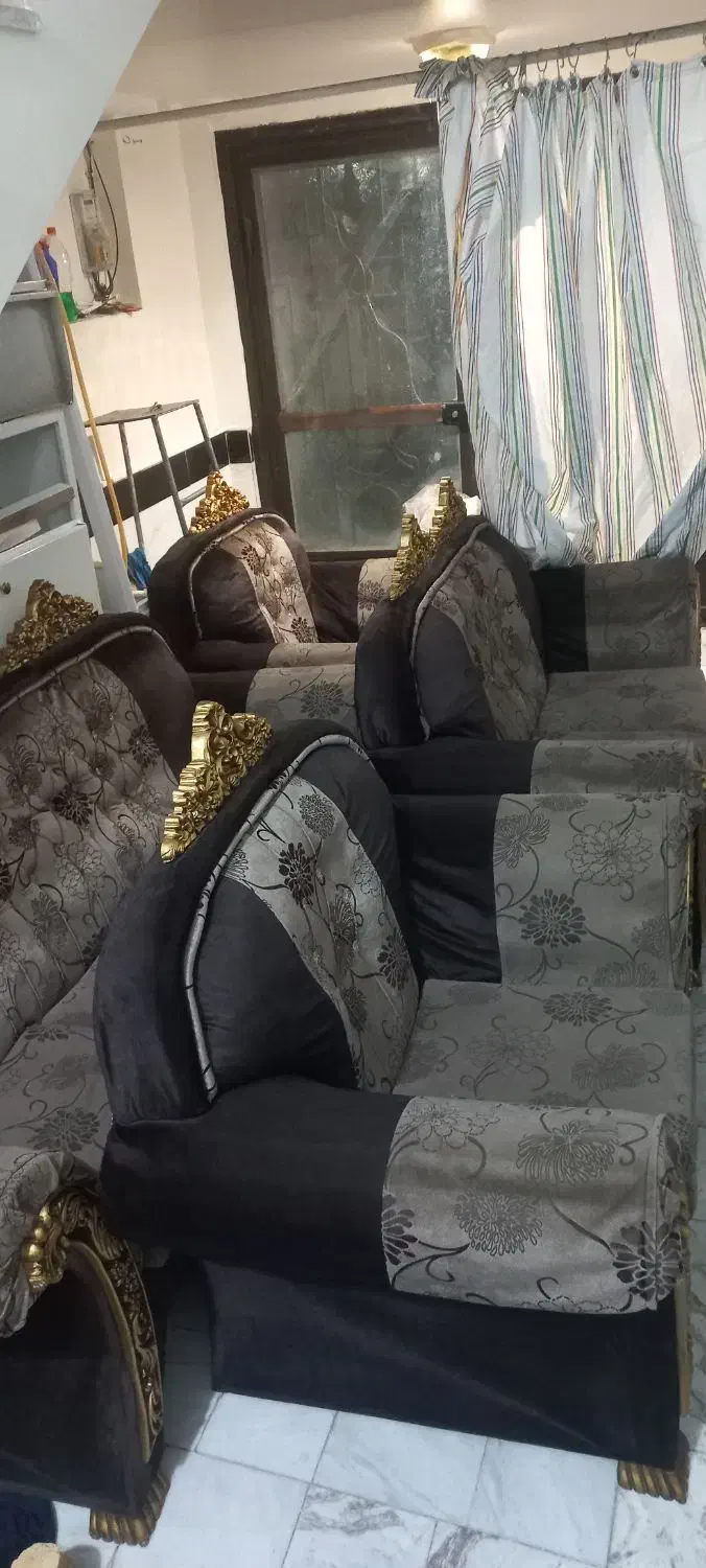 مبل|مبلمان خانگی و میز عسلی|قم, قلعه کامکار|دیوار