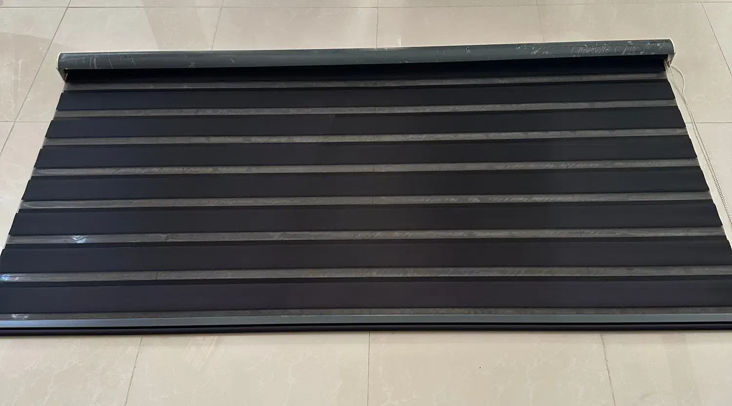 پرده زبرا|پرده، رانر، رومیزی|نور, |دیوار