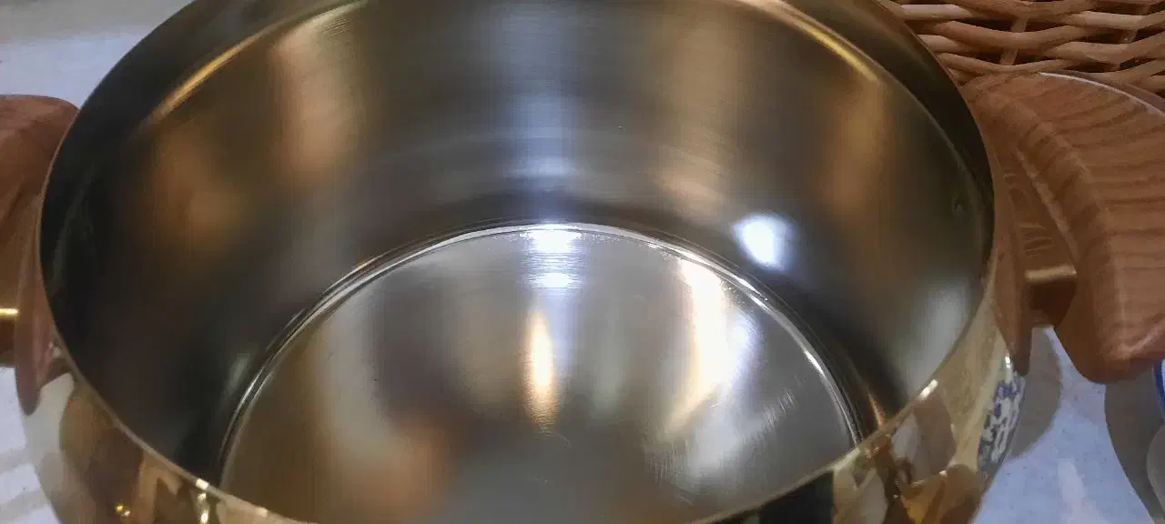 کتری شیردار به همراه قوری و کتری بزرگ دیگر|سماور، چایساز، قهوهساز|ساری, |دیوار