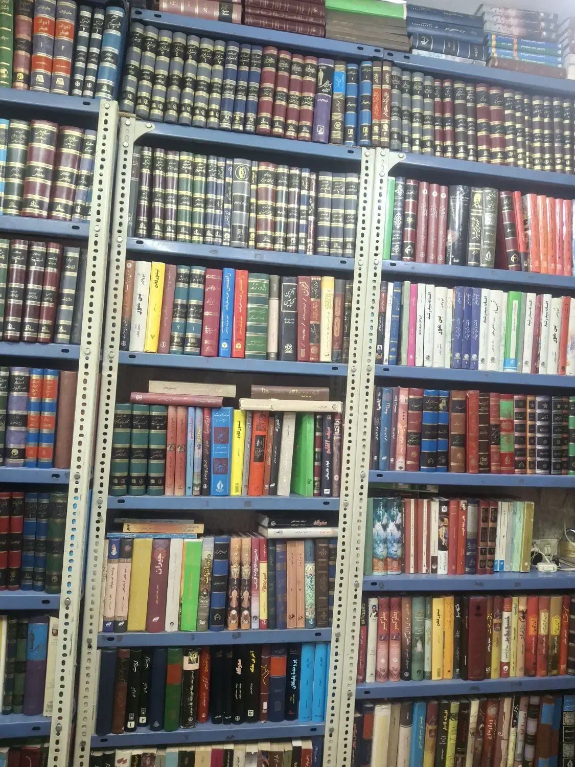 فروش کتاب قدیمی خریدار کتاب کتاب آنتیک|کتاب و مجله تاریخی|تهران, تجریش|دیوار