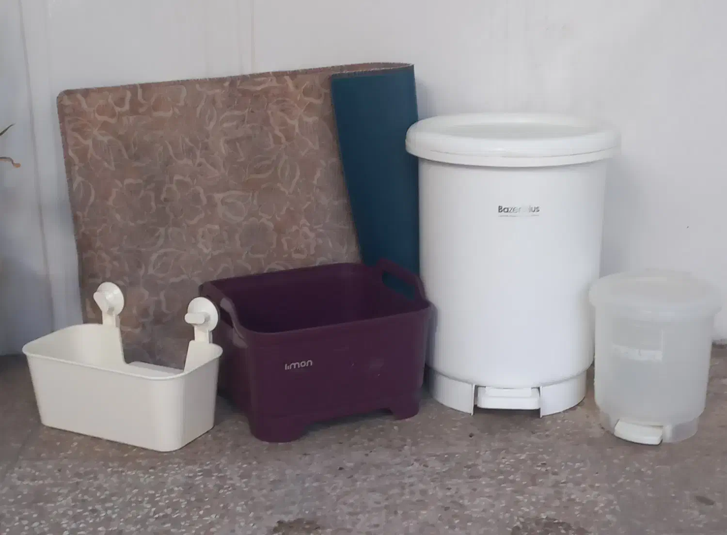 لوازم پلاستیکی آشپزخانه|ظروف نگهدارنده، پلاستیکی، یکبارمصرف|ساری, |دیوار