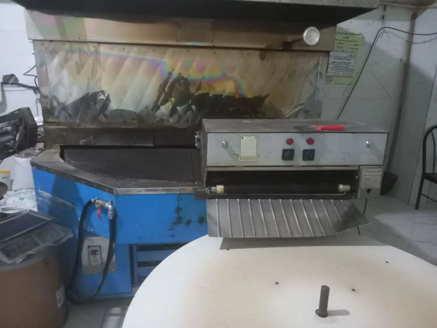 تنور گل گندم نون در بیار باقری در حد|ماشینآلات صنعتی|دهاقان, |دیوار