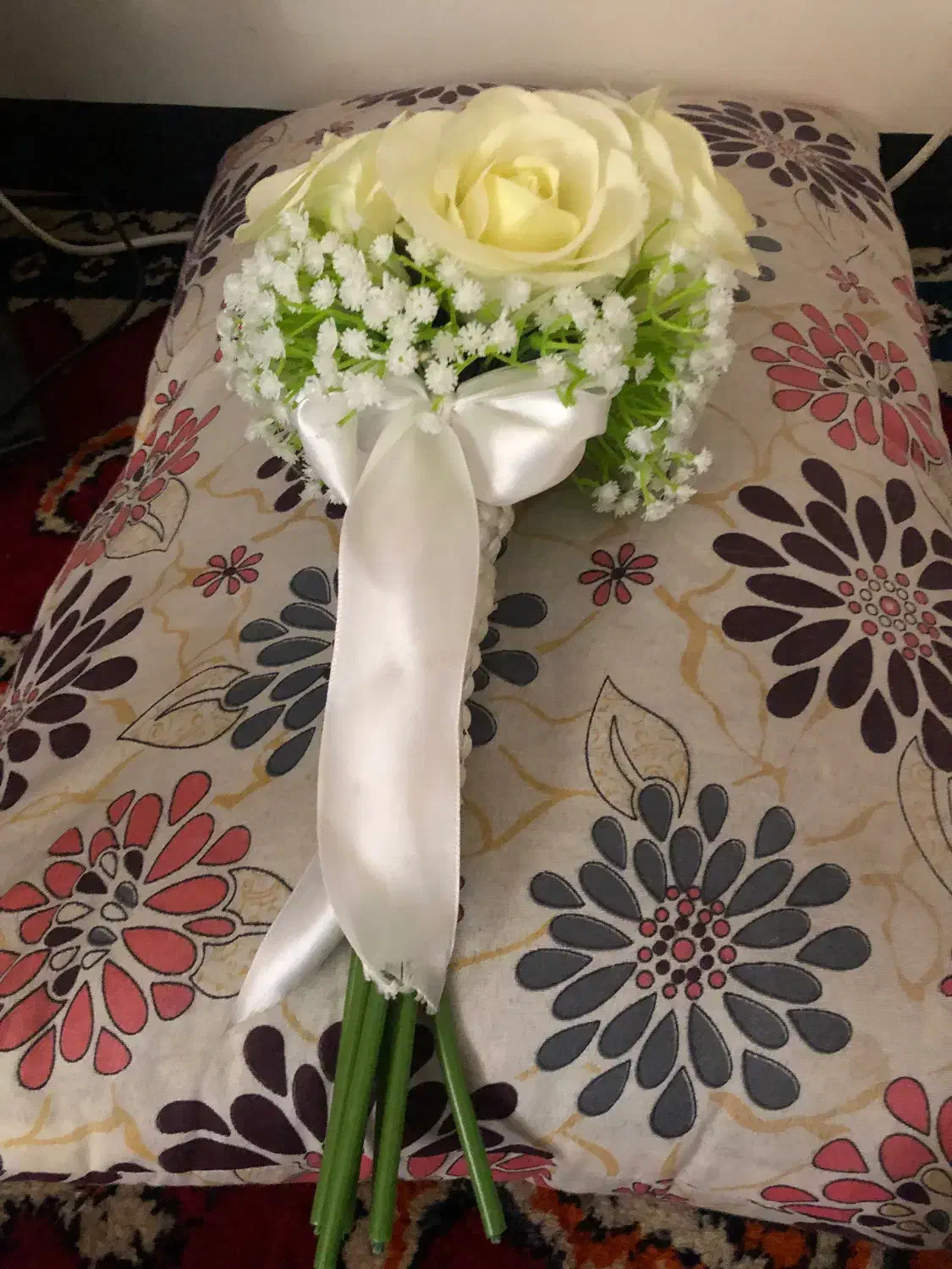 گل عروس و سبد عروس|گل مصنوعی|دوگنبدان, |دیوار