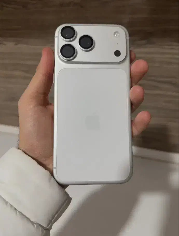 iPhone 17 Pro Max 256|موبایل|تبریز, |دیوار