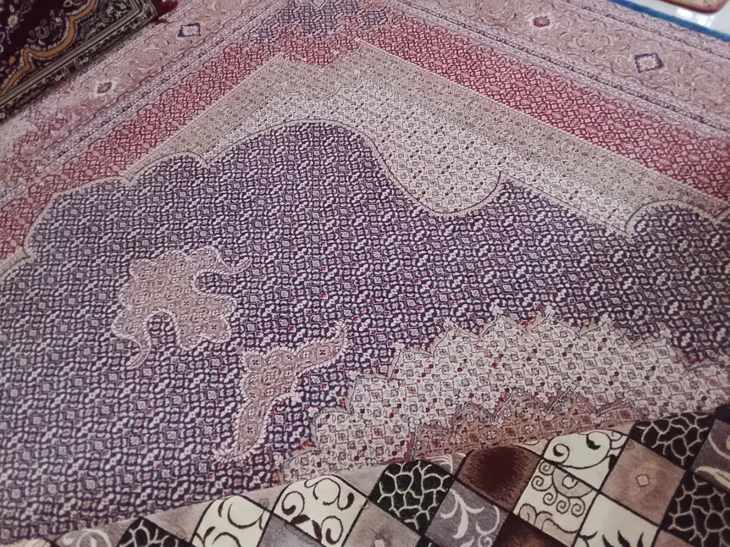 فرش دوازده متری|فرش|اردبیل, |دیوار