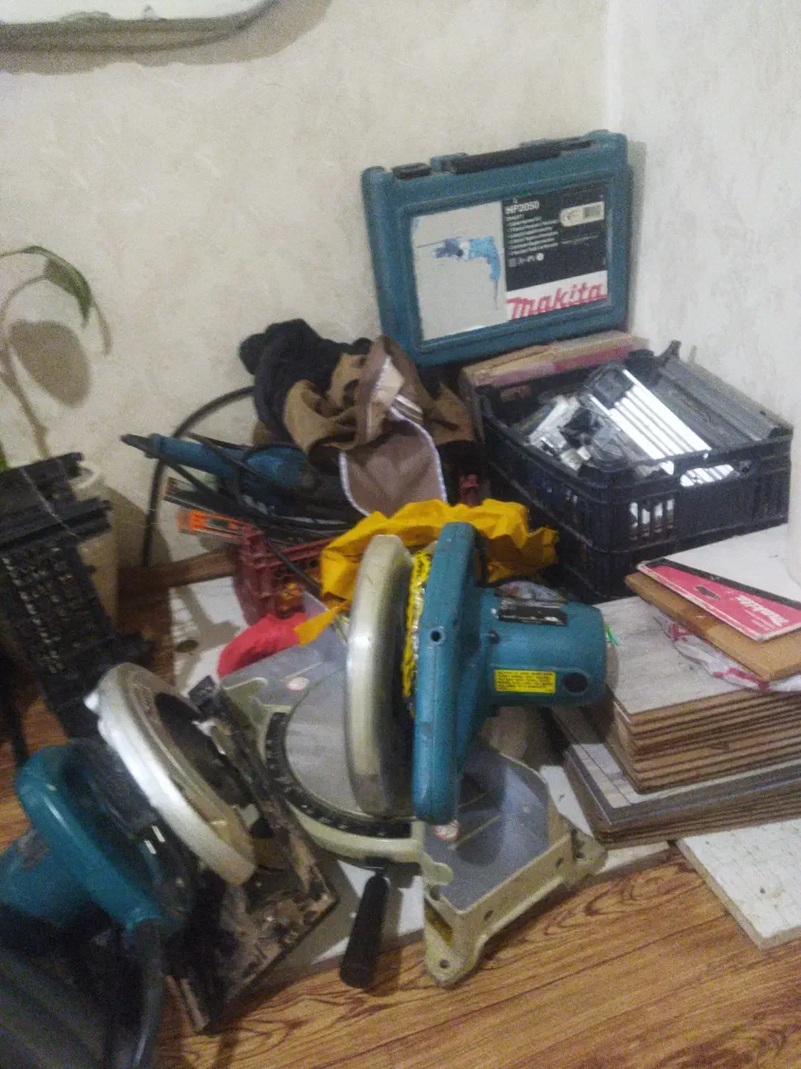 وسایل فارسی بر ماکیتا سنگ فرز تیغ الماسه برقی دریل|ابزارآلات|تهران, سبلان (لشگر)|دیوار