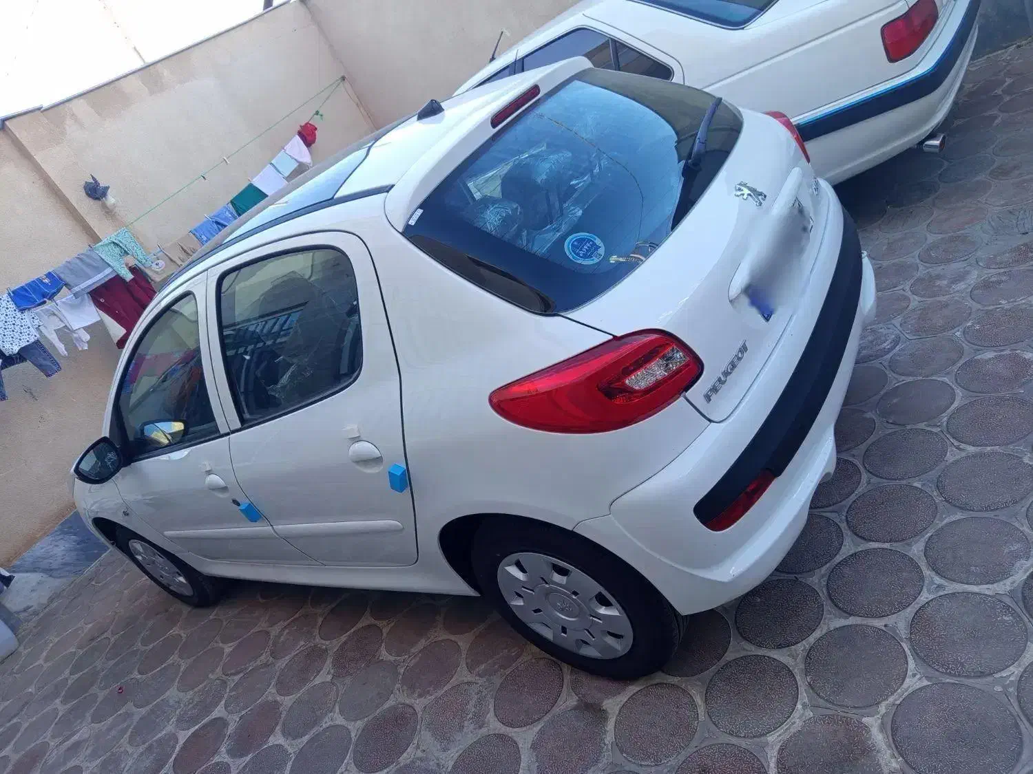 پژو 207سقف شیشه.کارت طلایی|خودرو سواری و وانت|بیرجند, |دیوار