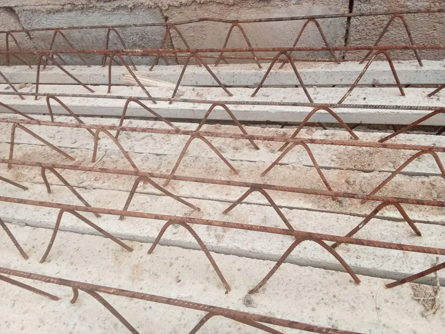 تیرچه|مصالح و تجهیزات ساختمان|قائن, |دیوار