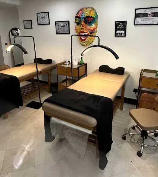 نیازمند مدل مژه|خدمات آرایشگری و زیبایی|رشت, دیلمان|دیوار