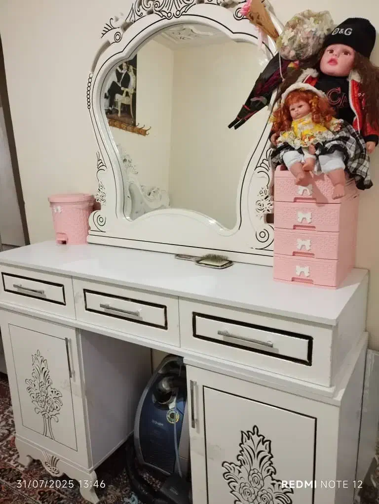 تخت خواب و میز آرایشی وتشک|تخت و سرویس خواب|یاسوج, |دیوار