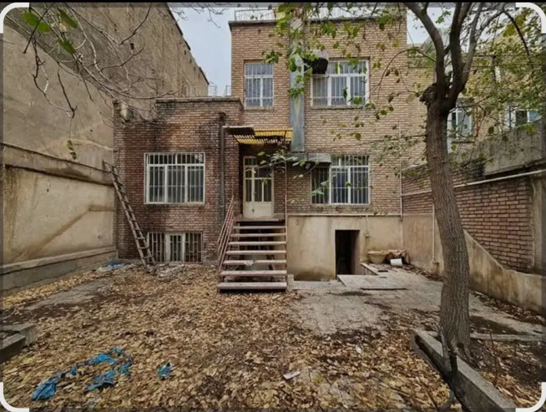 فروش ویلایی  ۳۲۰متر کلنگی تجاری در امام|فروش خانه و ویلا|ارومیه, |دیوار