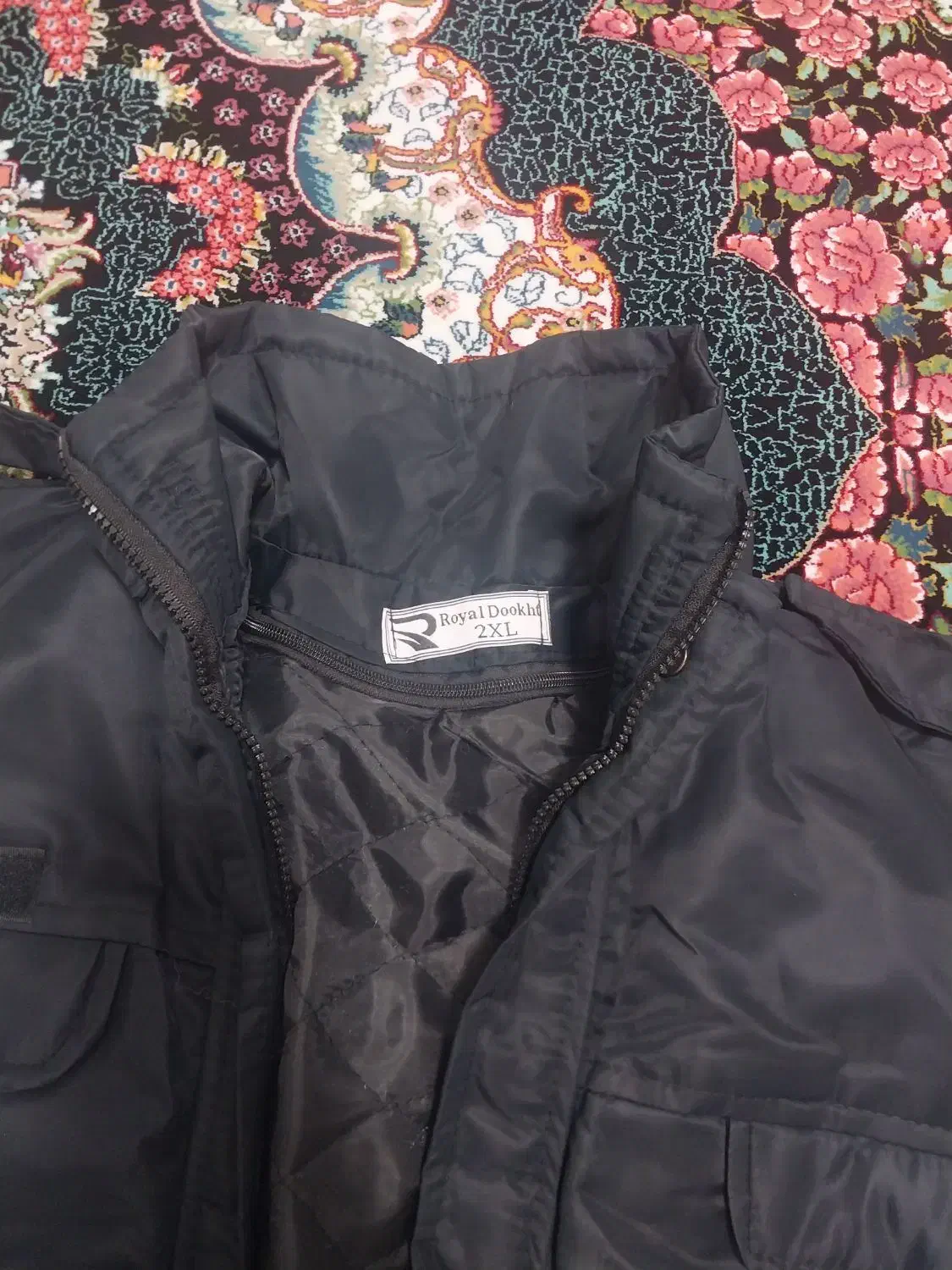 کاپشن نگهبانی|لباس|محمدشهر, محمدشهر|دیوار