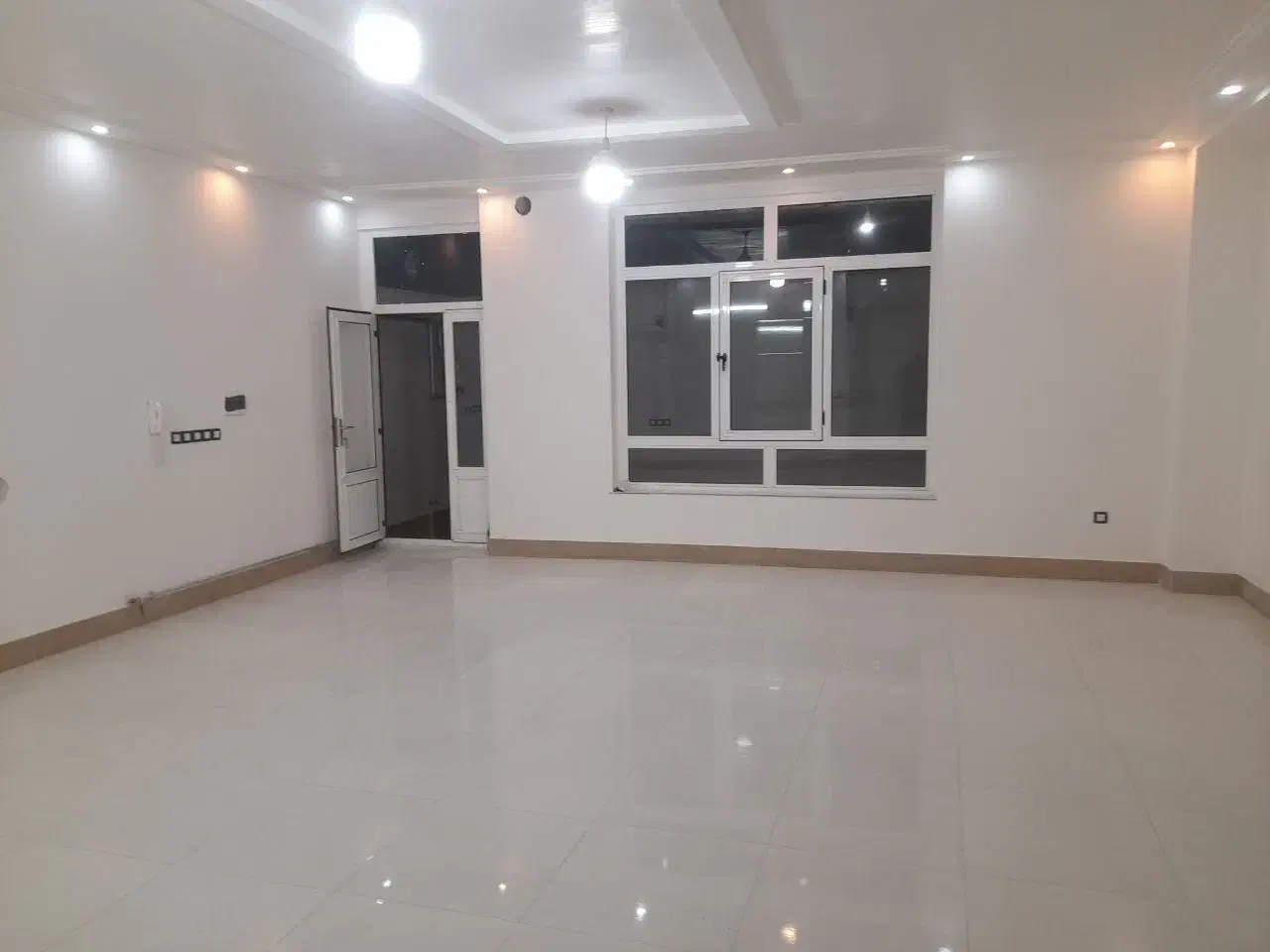 خونه نوساز با ساخت مناسب در بعثت|فروش خانه و ویلا|مرند, |دیوار