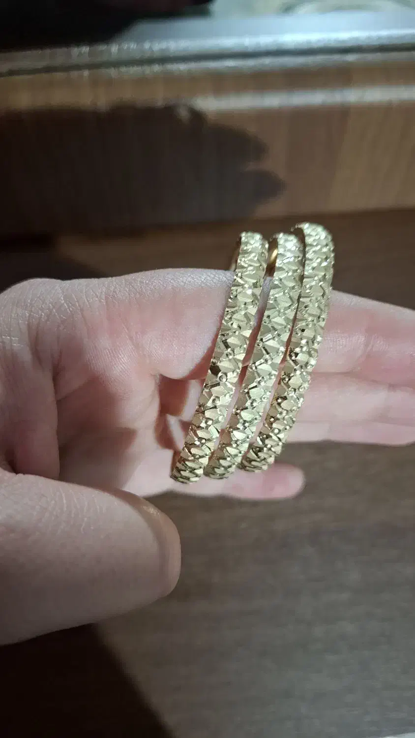 بدلیجات، النگو، دستبند|بدلیجات|کنگاور, |دیوار