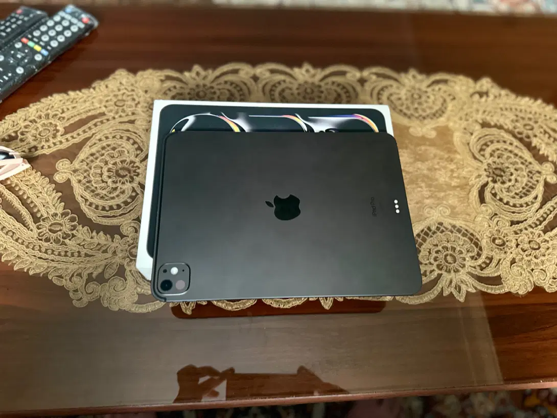 iPad pro 11-inch (M4)|تبلت|اردبیل, |دیوار