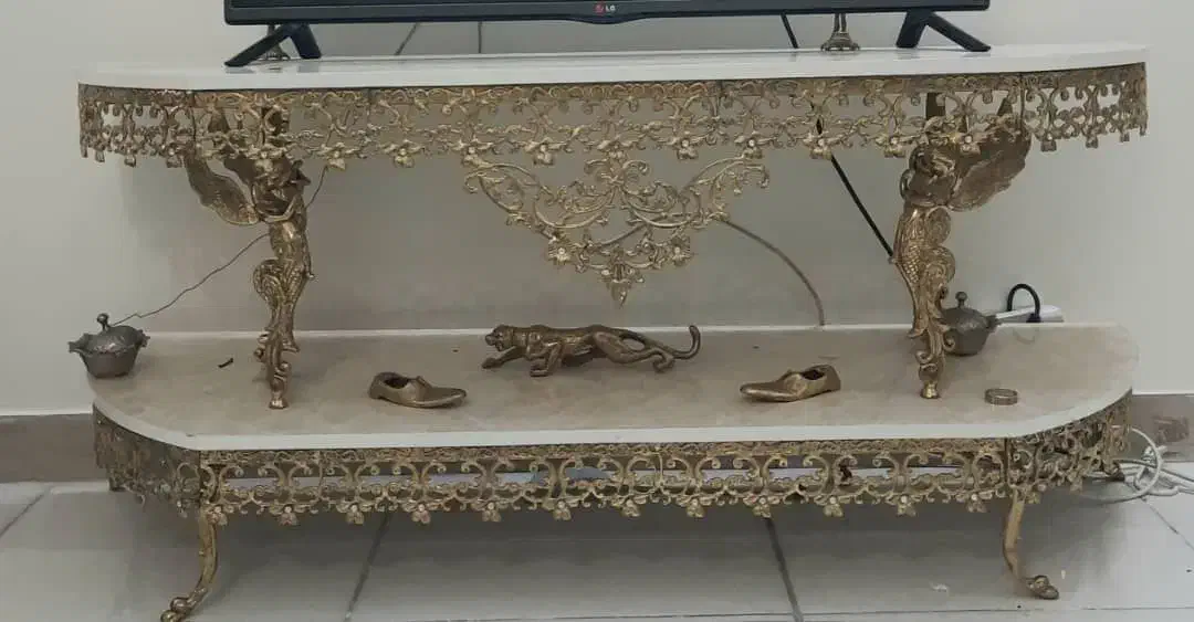 میز ناهارخوری و تی وی و تاب|میز و صندلی غذاخوری|چهاردانگه (تهران), |دیوار