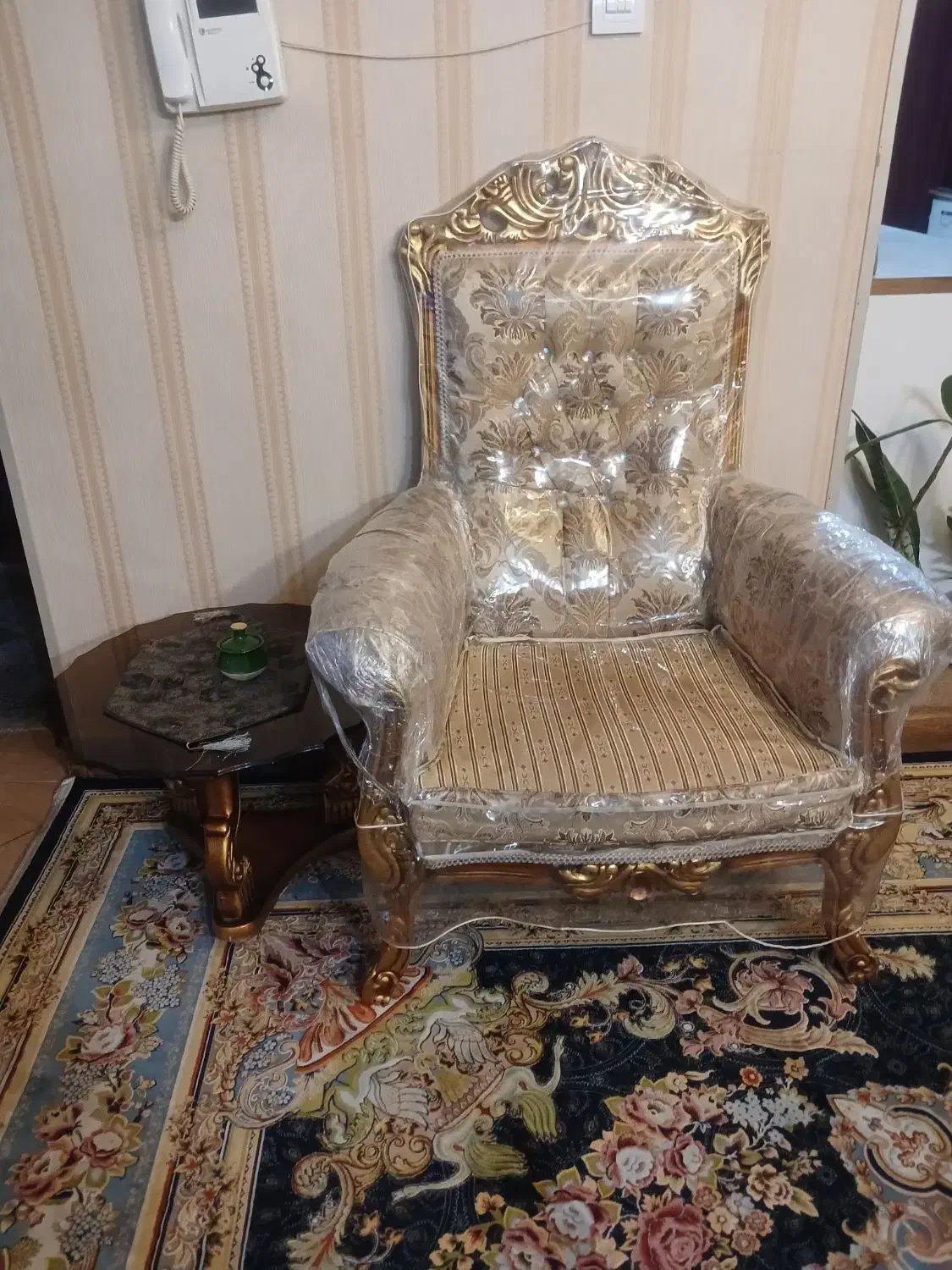 مبل سلطنتی ۹نفره|مبلمان خانگی و میز عسلی|ری, منصوریه منگل|دیوار