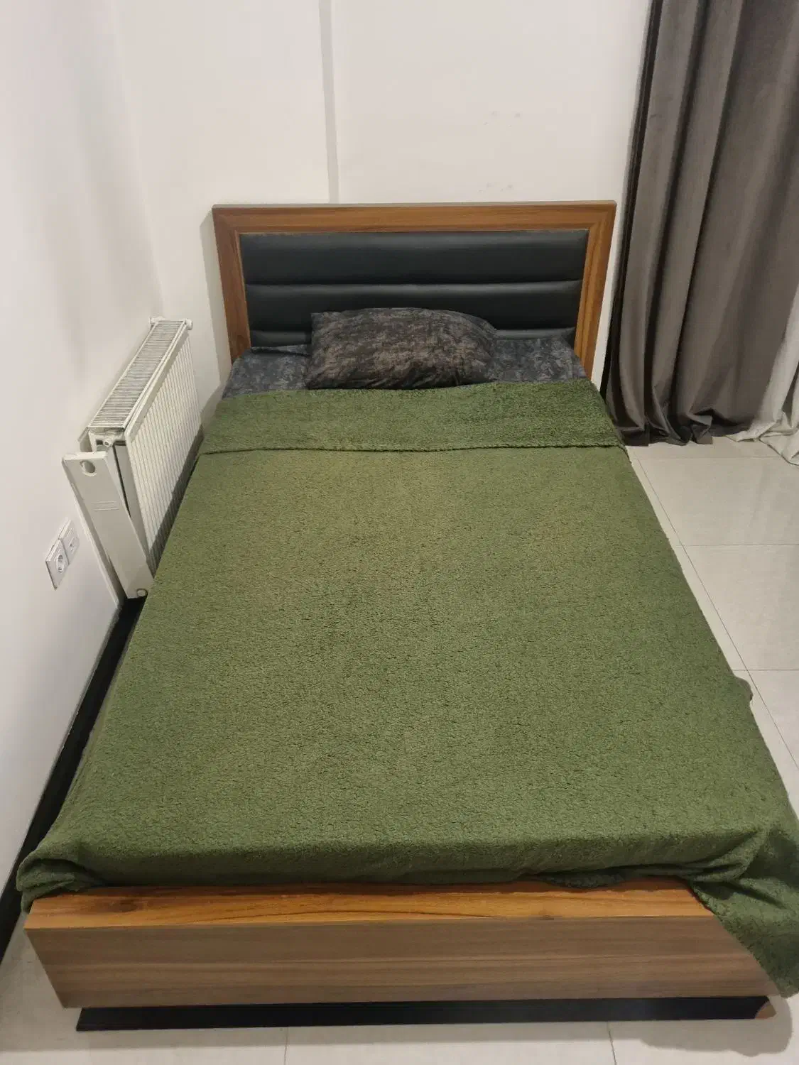 تخت یک و نیم نفره ۱۲۰|تخت و سرویس خواب|تهران, شهرک آزمایش|دیوار