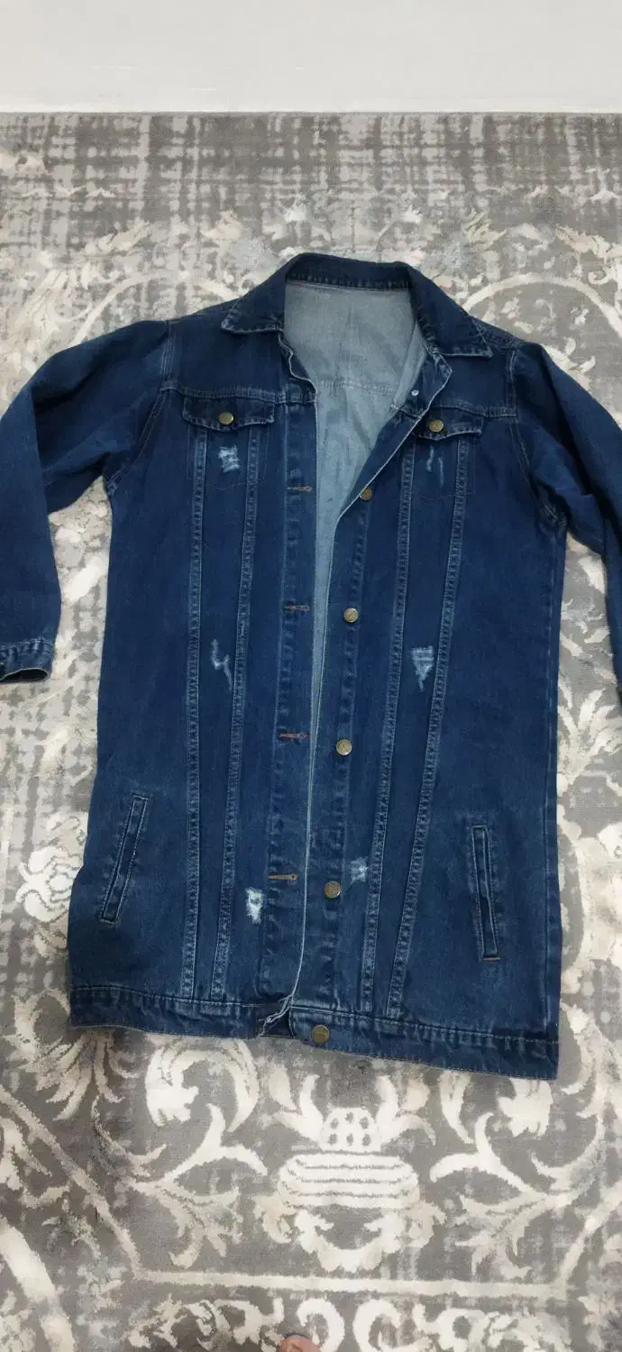 مانتو لی|لباس|هشتگرد, قاسم آباد بزرگ|دیوار