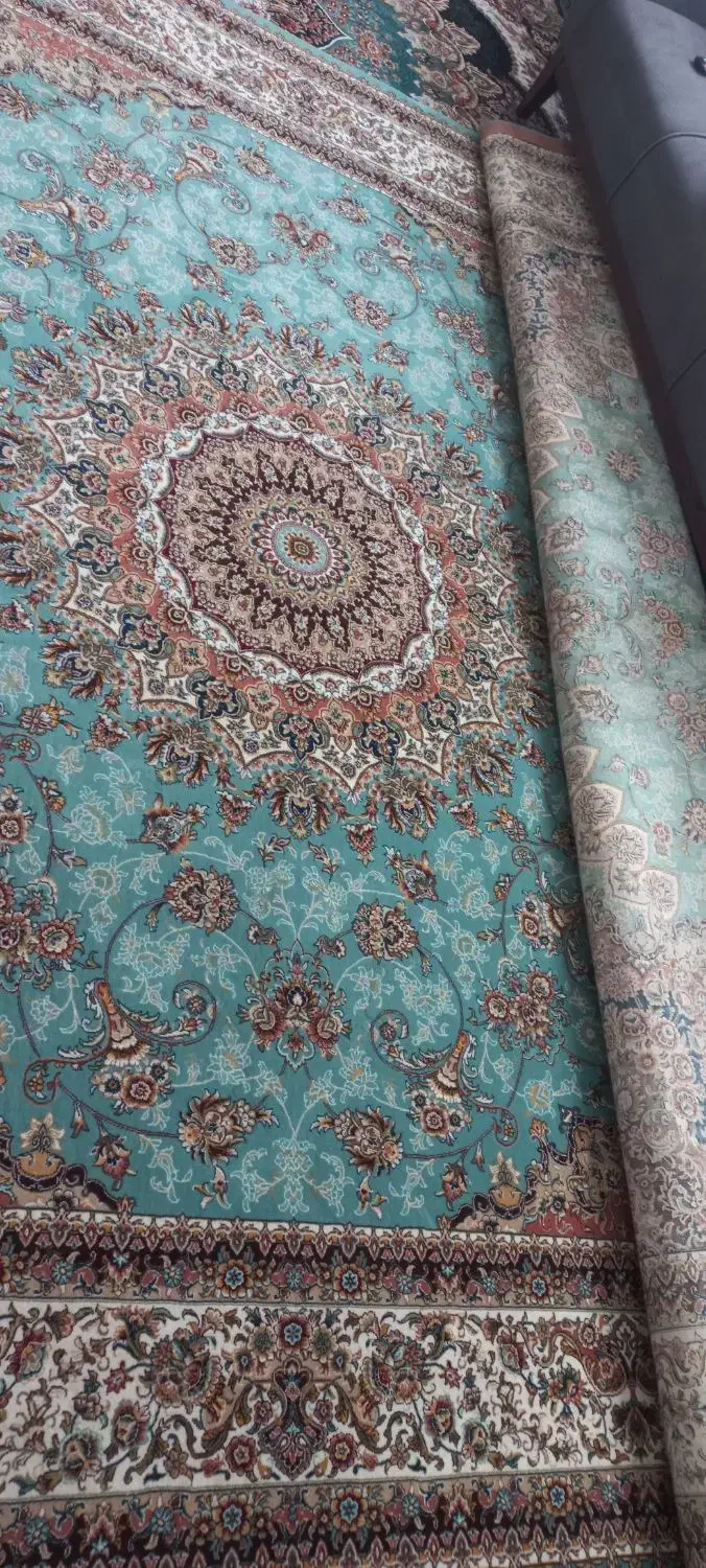 یک تخته فرش  ۱۲ متری|فرش|قم, انسجام|دیوار