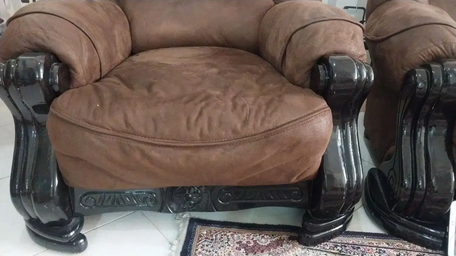 نیم ست مبل راحتی با چوب گردو|مبلمان خانگی و میز عسلی|فردیس, ثابتی|دیوار