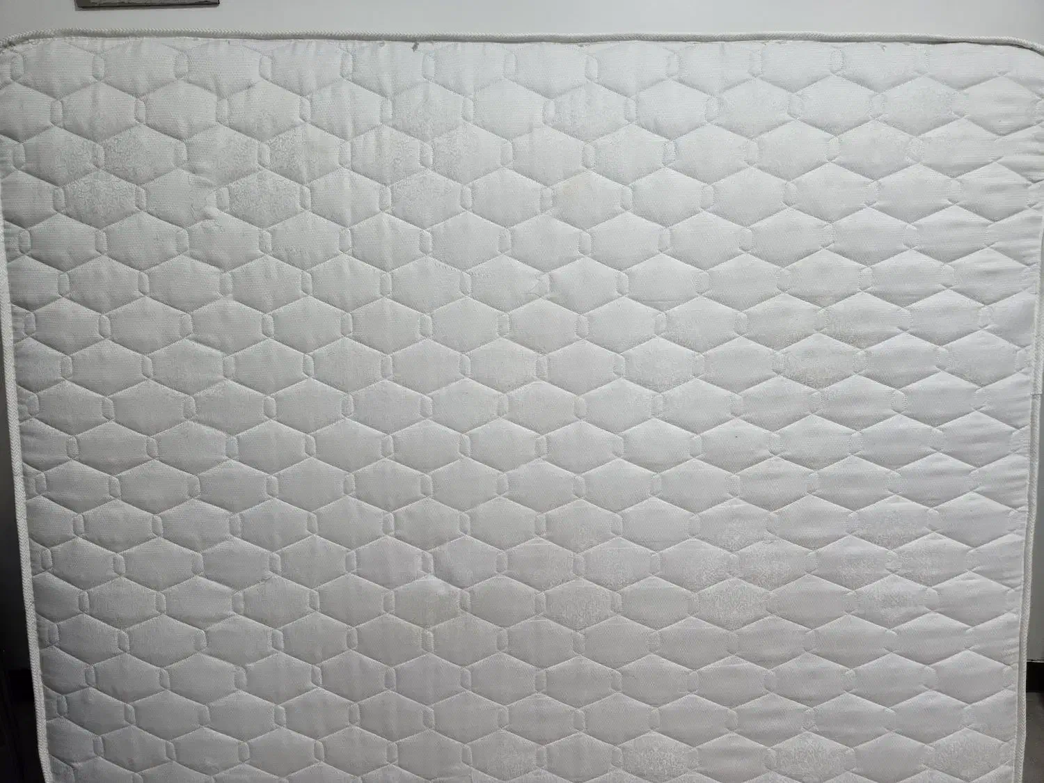 تشک رویال|تشک تختخواب|دوگنبدان, |دیوار