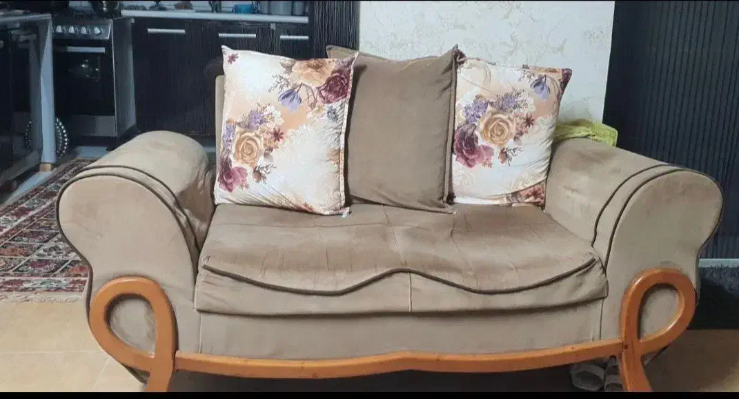 مبلمان راحتی|مبلمان خانگی و میز عسلی|رشت, نظری|دیوار