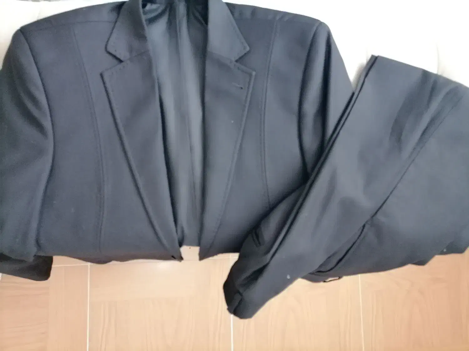 لباس مردانه|لباس|مراغه, |دیوار