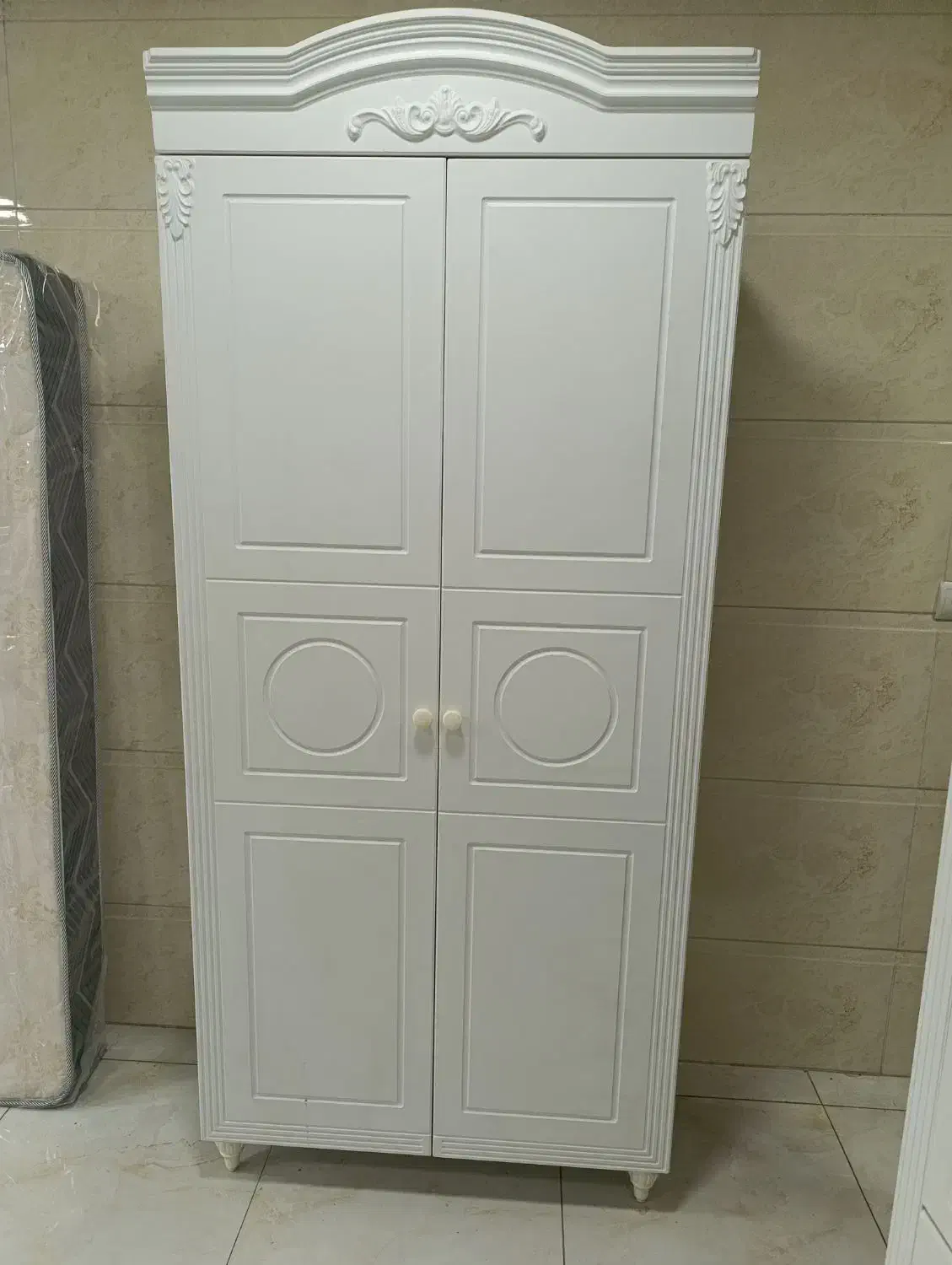 کمد و بوفه تکی|میز و صندلی غذاخوری|سلماس, |دیوار