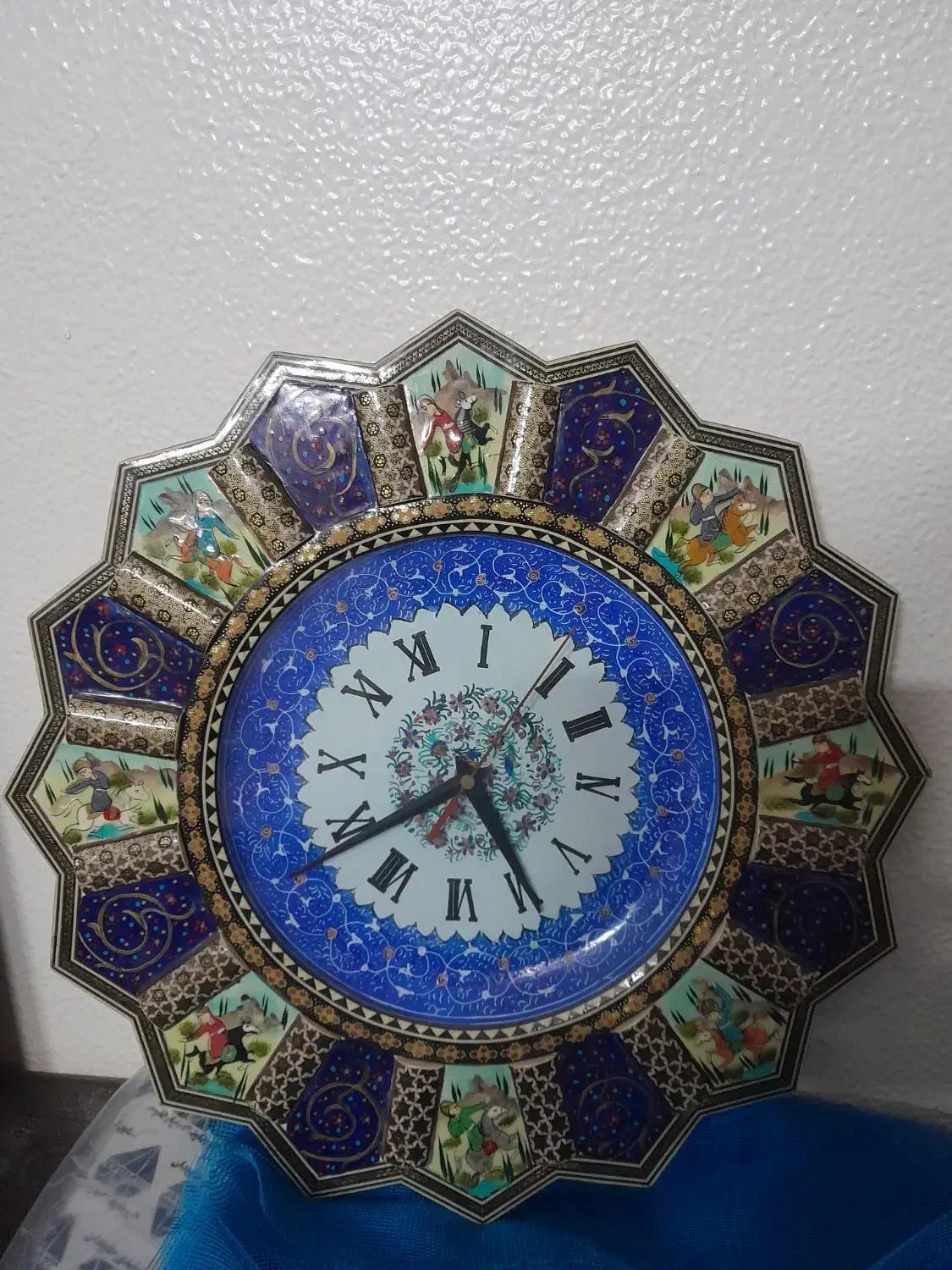 ساعت مینیاتوری|ساعت دیواری و تزئینی|شاهین‌شهر, شهرک گلدیس|دیوار