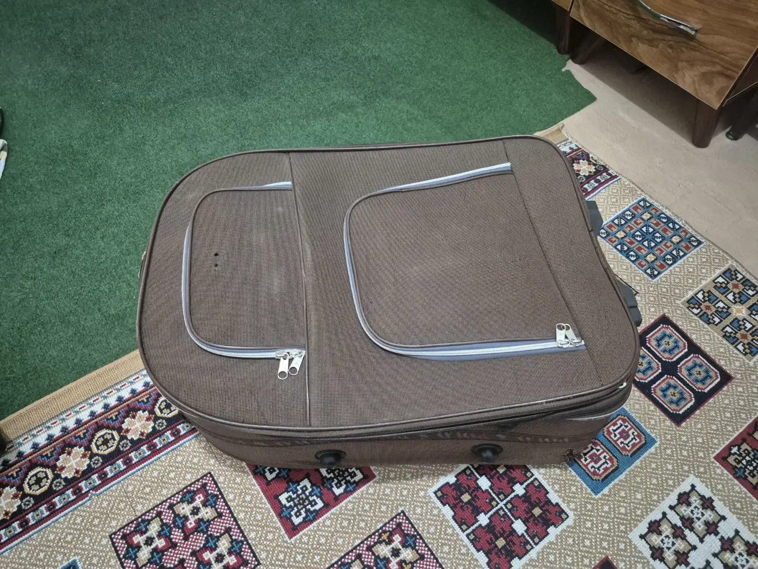 چمدان ۲تا بزرگ و کوچک|کیف، کفش، کمربند|اردبیل, |دیوار