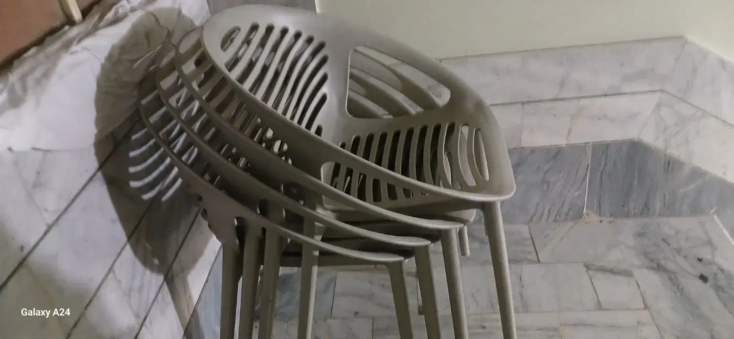 صندلی|میز و صندلی غذاخوری|خمینیشهر, |دیوار