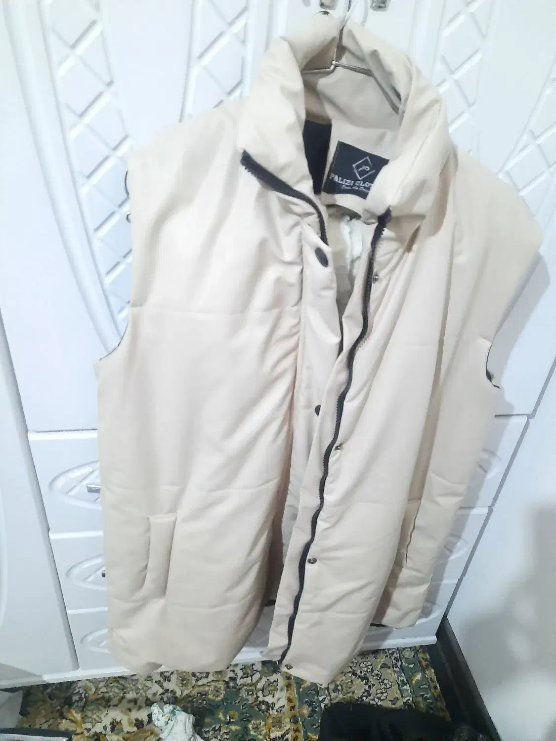 پافرچرم فقط چندبارپوشیده شده همراه یه بلوزبافت نو|لباس|سمنان, |دیوار