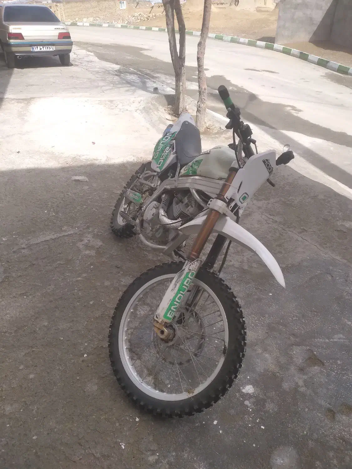 امیکو|موتورسیکلت|دیواندره, |دیوار