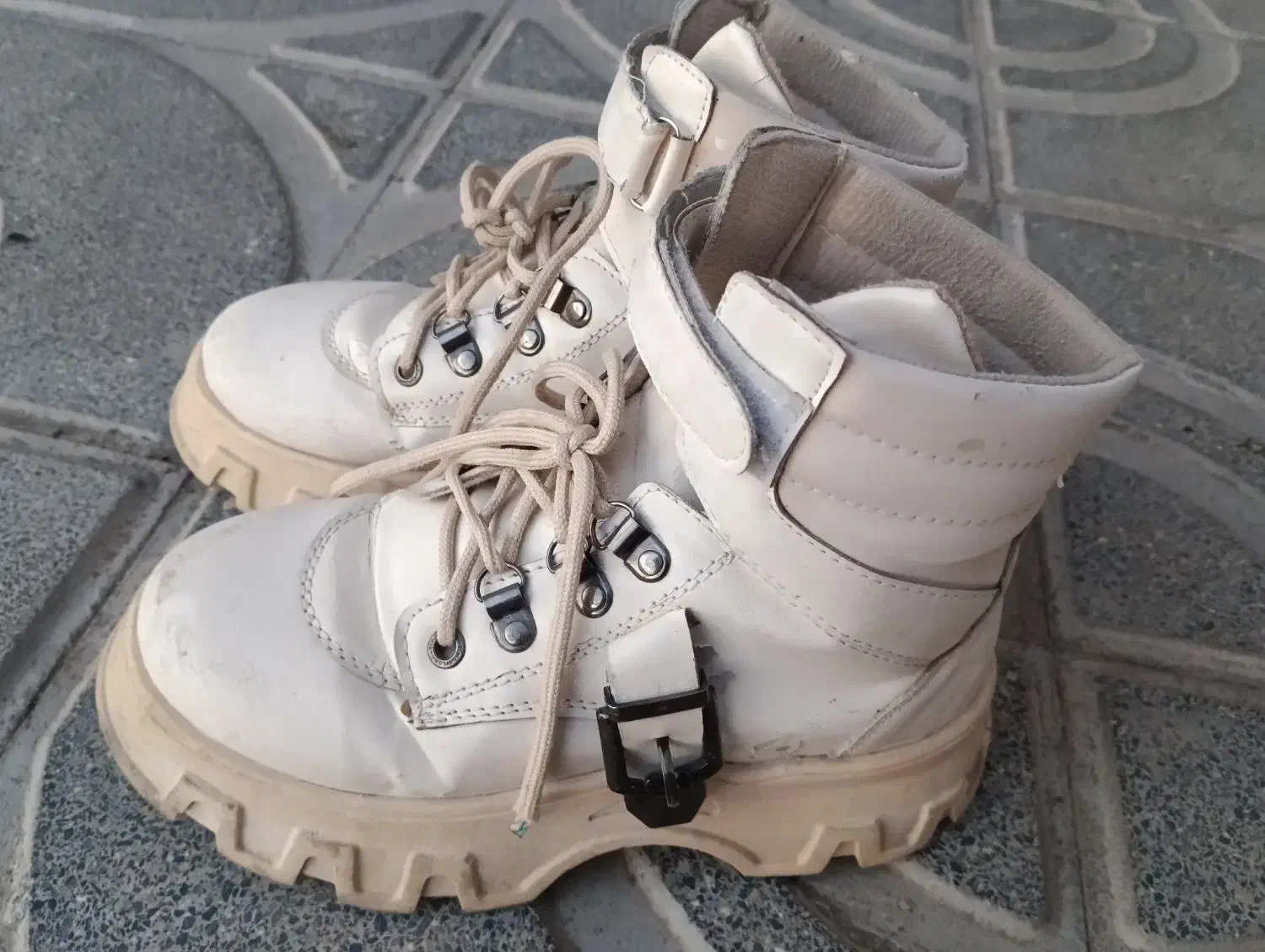 بوت بچه گانه|کفش و لباس بچه|اردبیل, |دیوار