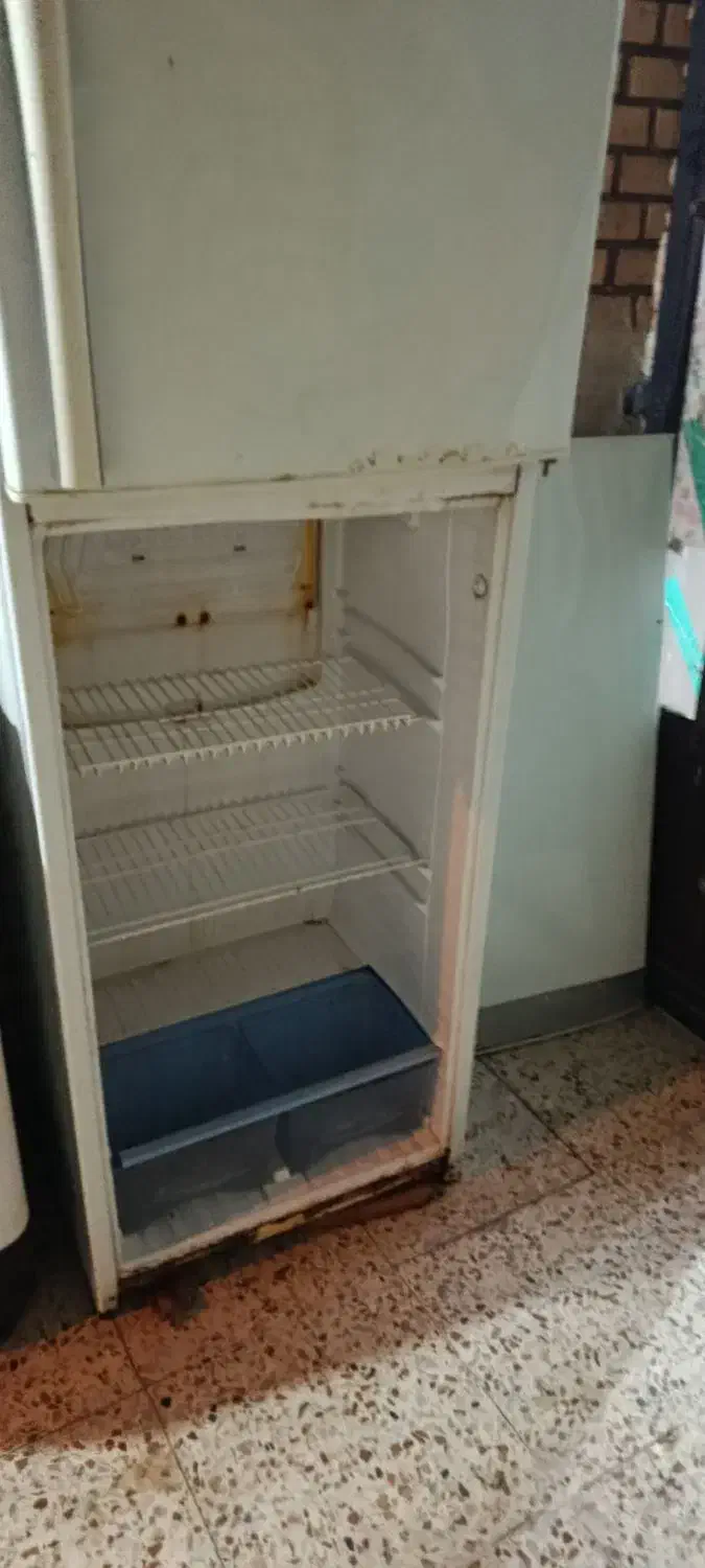 یخچال  فقط درش تعمیر می خواد|یخچال و فریزر|شوش, |دیوار