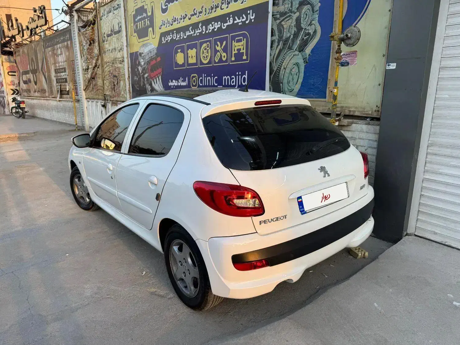 ۲۰۷ اتومات|خودرو سواری و وانت|تهران, صادقیه|دیوار